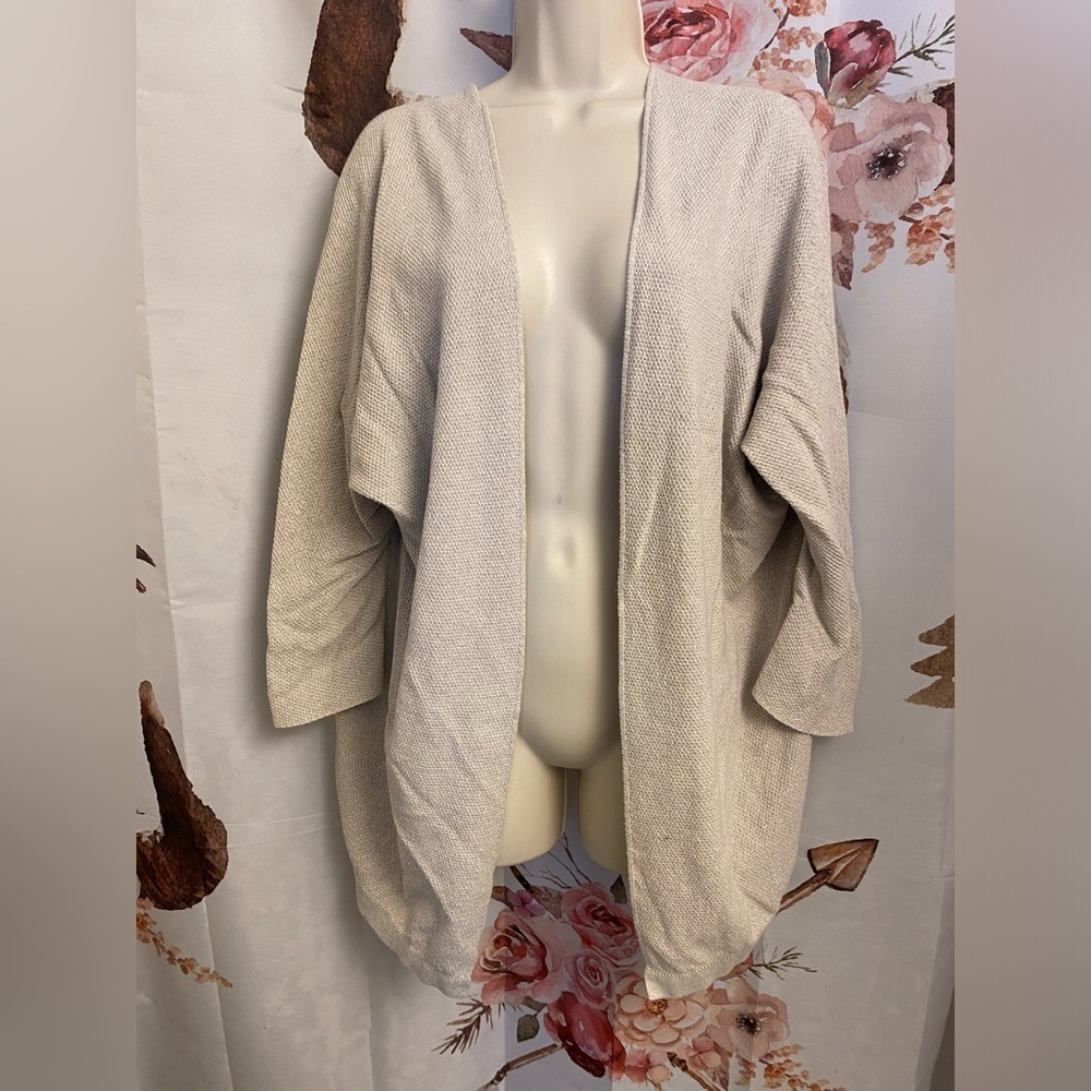 XS/S Elegant Cream Open-Front Sweater​​​